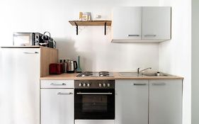 Chic Studio By City Center By Hm